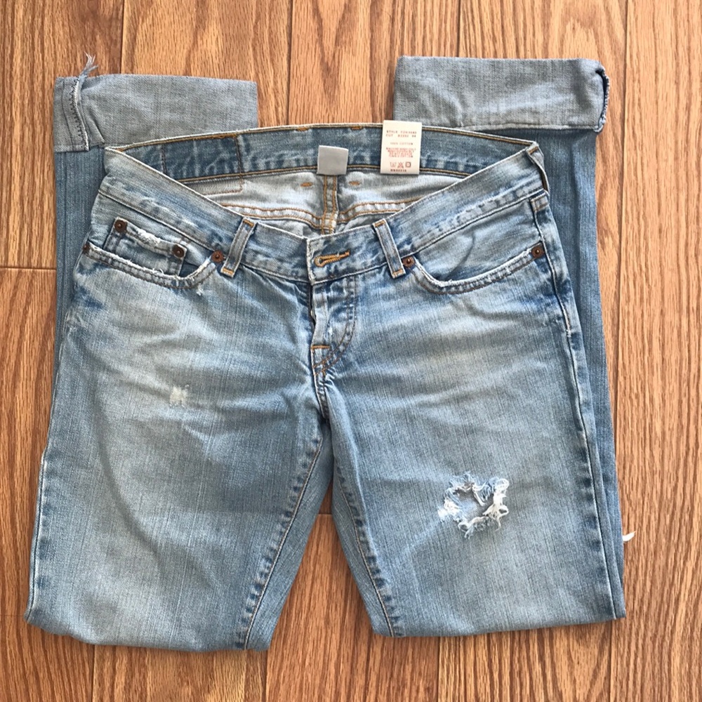Lucky Brand washed out blue jeans size 2 or 26
